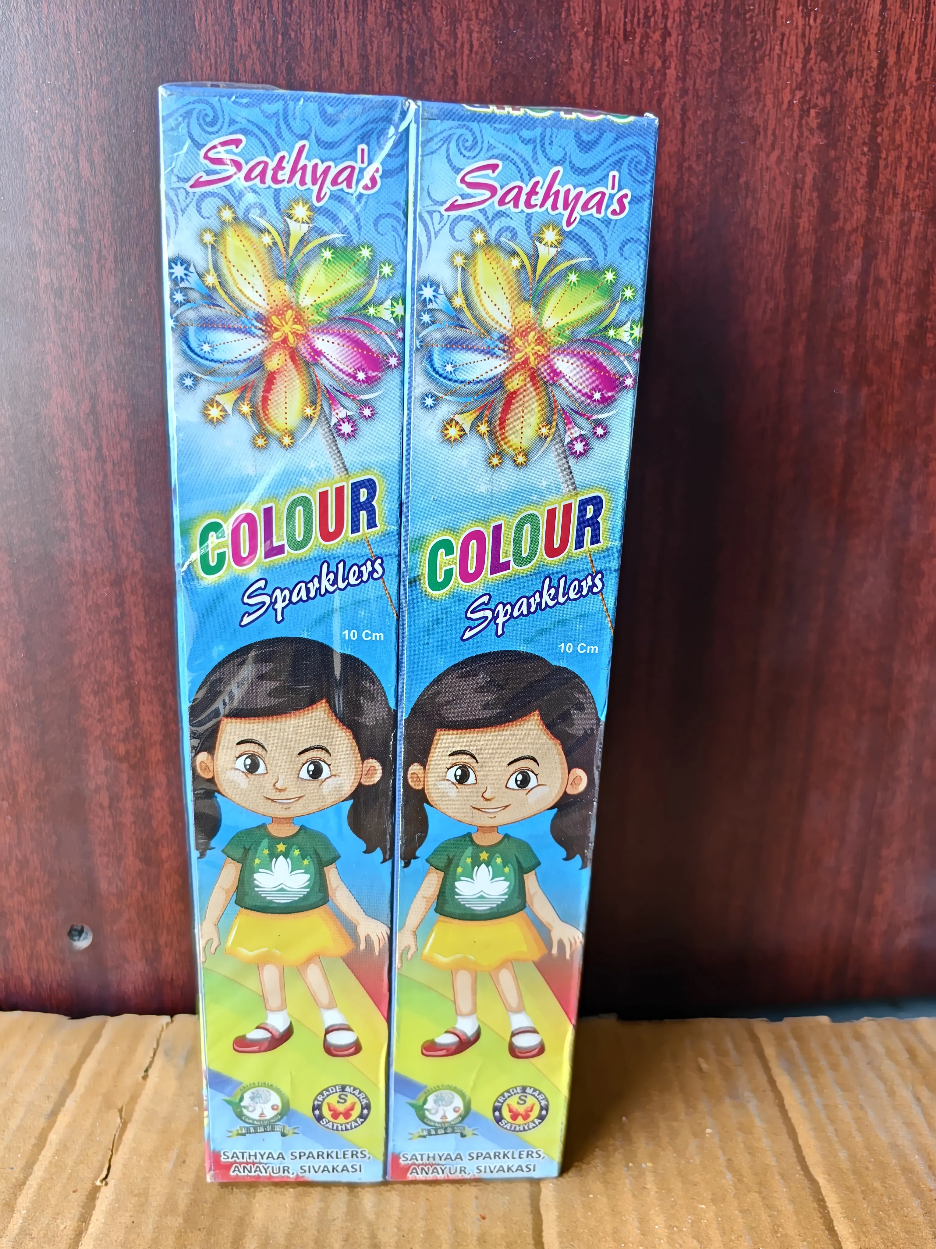10 cm Colour Sparklers - Sharvesh Crackerszone