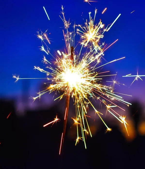 10cm green sparkler - Sparklers | Sharvesh Crackerszone Sivakasi