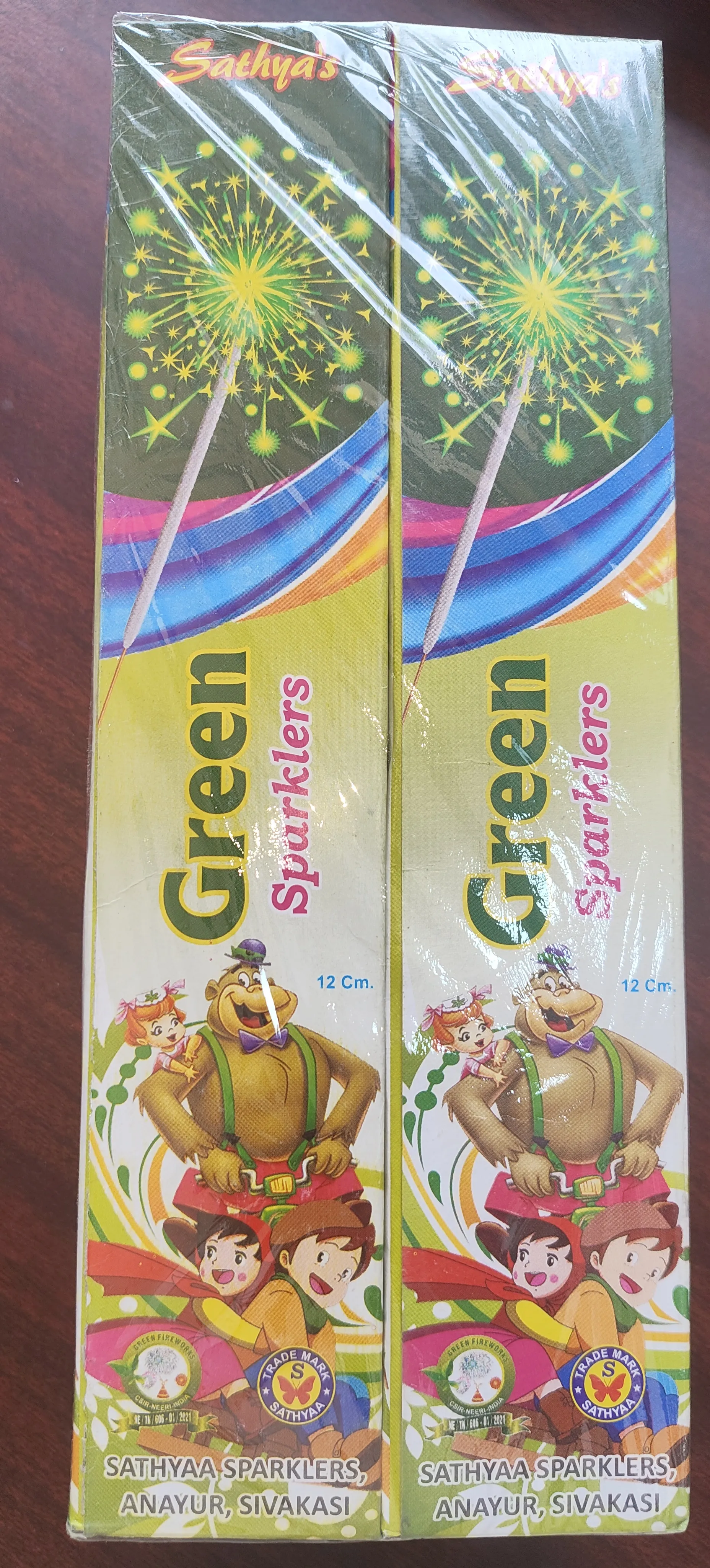 12 cm Green sparklers  - Sharvesh Crackerszone